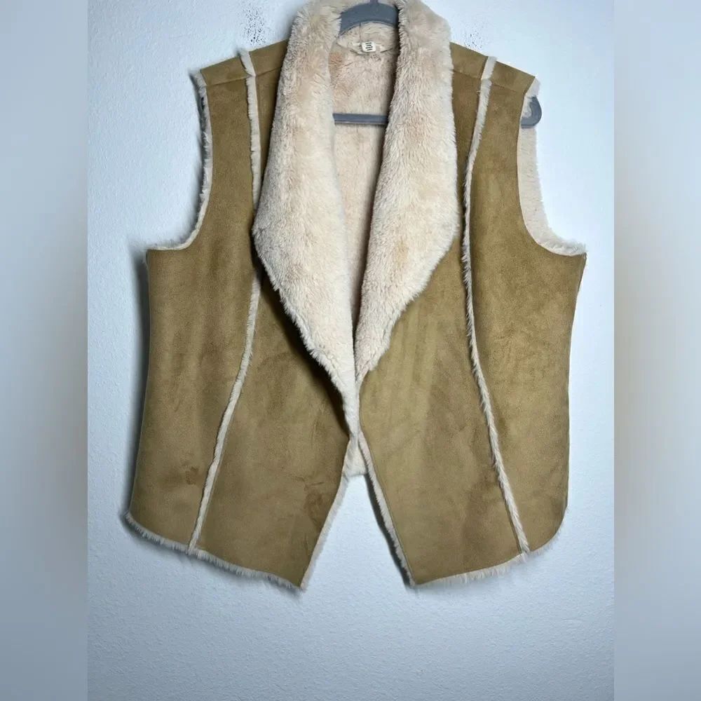 Tribal Jeans Faux Suede Vest Tan Faux Fur Reversible Size XL Winter Lagenlook